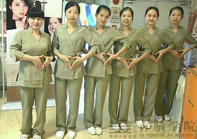 深圳容培训