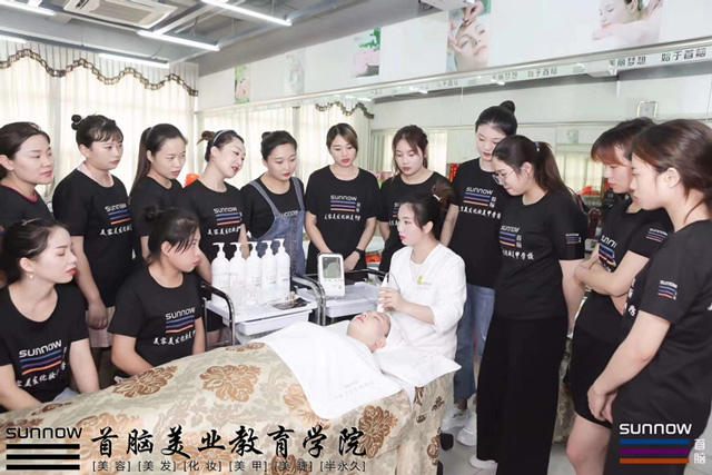 深圳哪家容学校培训才好Q学容难不?