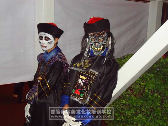 首脑学校,Ƣ乐谷万圣节化妆