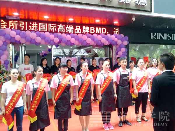 深圳甲培训学校