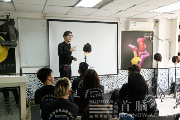 首脑学院|湖校区学习氛围