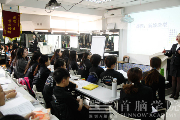 首脑学院|湖校区学习氛围